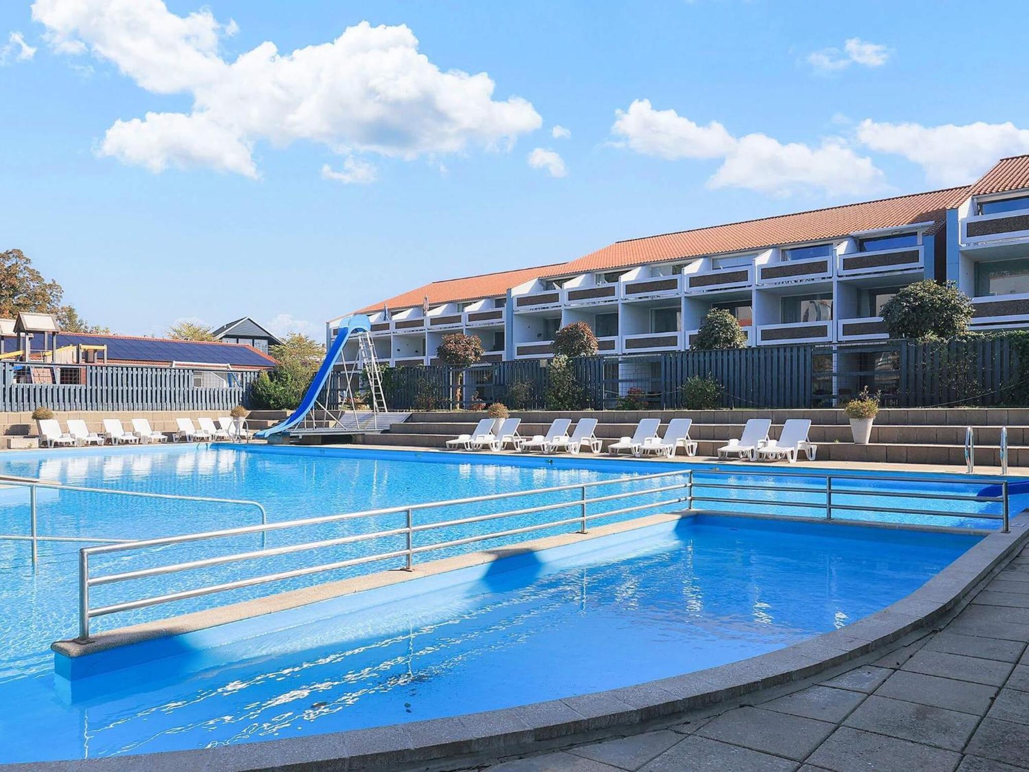 4 Person Holiday Home On A Holiday Park In フ ァボルグ エクステリア 写真